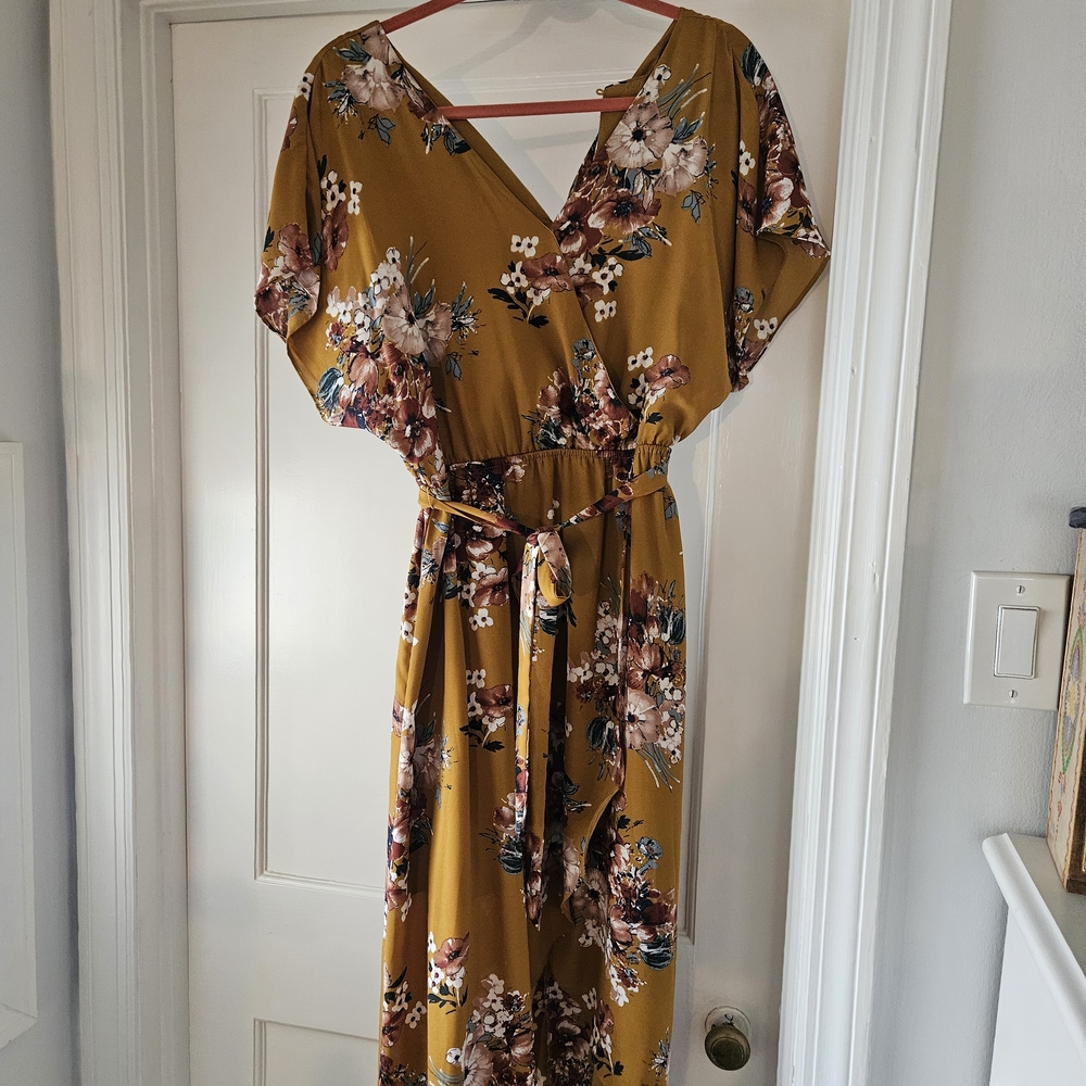 June & Hudson Mustard Floral Maxi Dress